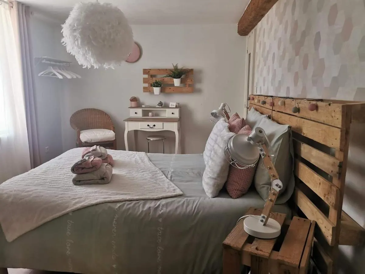 Bed & Breakfast Chez Stephane Et Patricia Vertaizon